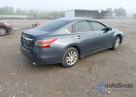 2013 Nissan Altima 2.5 из США, поврежденный, VIN 1N4AL3AP2DC158004
